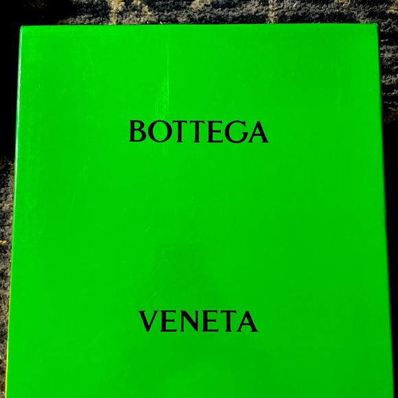 New Bottega Veneta tire boots never worn before 10/10 condition. 9/40 $750